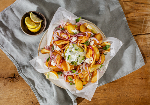 Loaded Rustic Chips z fetą i tzatziki